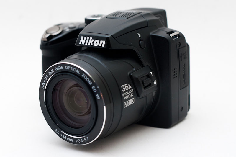 超広角22.5ミリからの36倍ズーム 超高倍率だけじゃない楽しさも ニコン