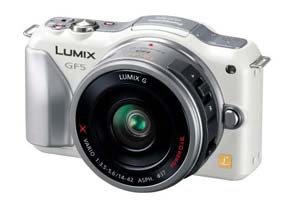 小ささそのまま、「表現」を教えてくれてエフェクトも楽しめる「DMC