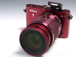 カジュアルに超高速連写を楽しめる軽快ミラーレス ニコン「Nikon 1 J3