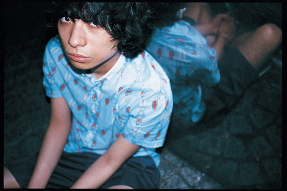 クリープハイプ・尾崎世界観が責任編集 雑誌『SHABE Vol.1』は12月3日