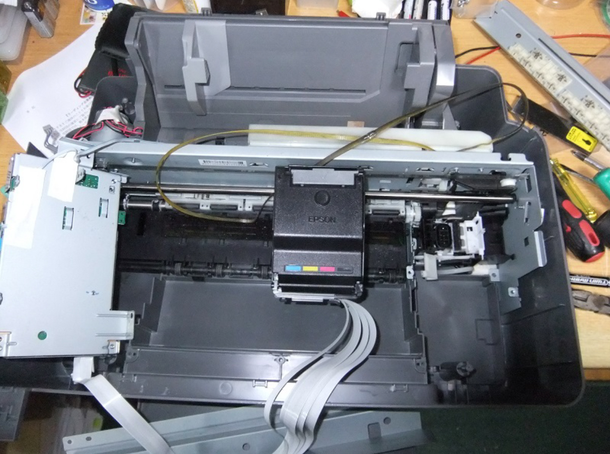 悲鳴を上げて壊れたプリンタを修理【組み立て＆原因究明編】：Wired