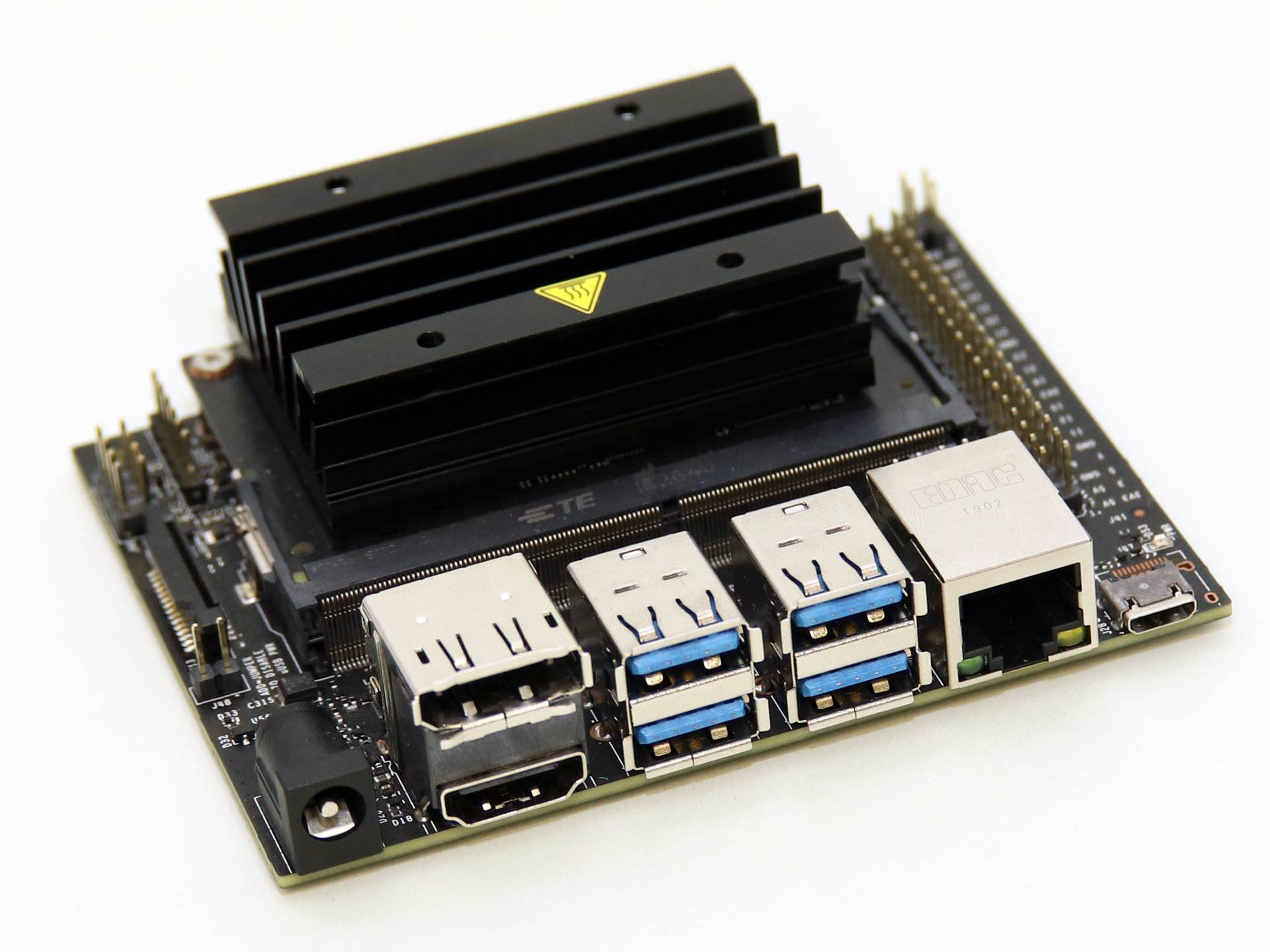 Jetson Nano開発キットの基本と注意点：開発着手前に知っておきたい（1