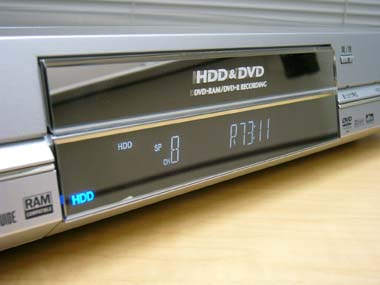 待望のDIGA新モデル、「DMR-E85H」をチェック（前編）：レビュー：松下