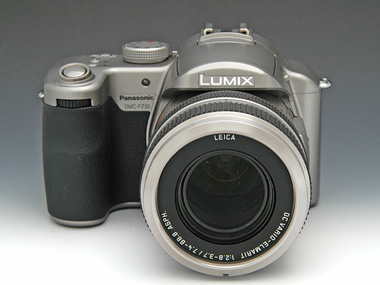 操作性バツグンの「本格派」望遠ズーム――LUMIX「DMC-FZ30」：レビュー