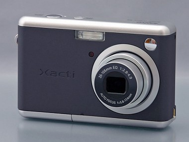 ケータイのように気軽に手軽に――三洋「Xacti DSC-S6」：レビュー（1/4