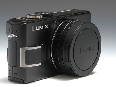 広角がトコトン楽しめるハイエンドなマニュアル機――LUMIX「DMC-LX2