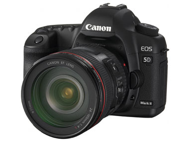 キヤノン、フルHD動画対応の35ミリフルサイズ機「EOS 5D MarkII