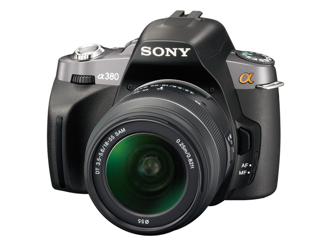 ソニー、小さく使いやすくなった高速AFライブビュー搭載デジ一眼