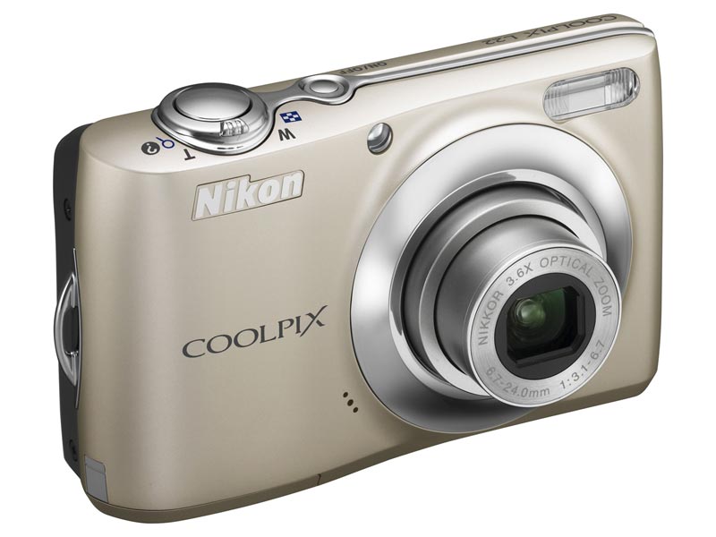 らくらくオート撮影」搭載の乾電池対応エントリー機「COOLPIX L22