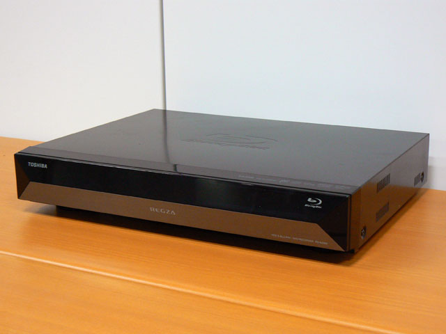 RD”の血統再び、REGZAブルーレイ「RD-BZ800」を試す：レビュー（1/3