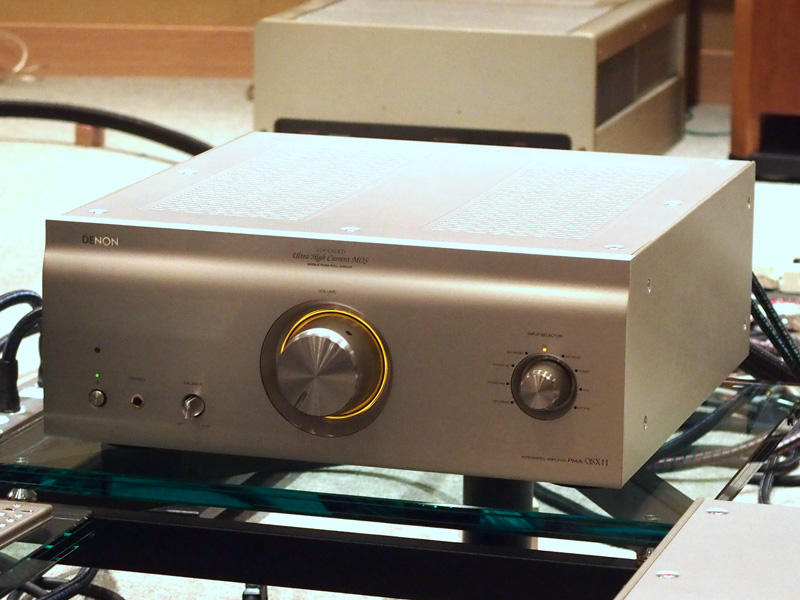 アッパーミドル以上で最強を目指す」 デノンのプリメインアンプ「PMA