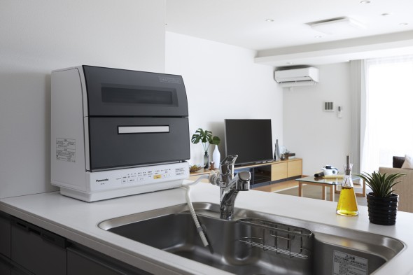 パナソニック、二重構造ダクト採用で静かになった卓上型食器洗い乾燥機