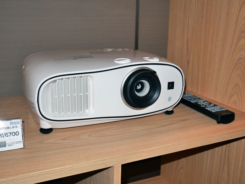 EPSON EH-TW6700W プロジェクター本体 説明書あり 説明書 エプソン EH
