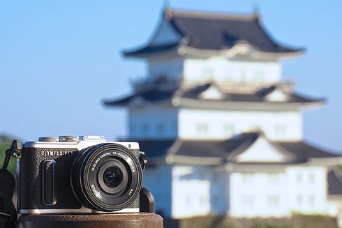 標準レンズ＋1本でこんなに変わる！――オリンパス「PEN E-PL8」と一緒に