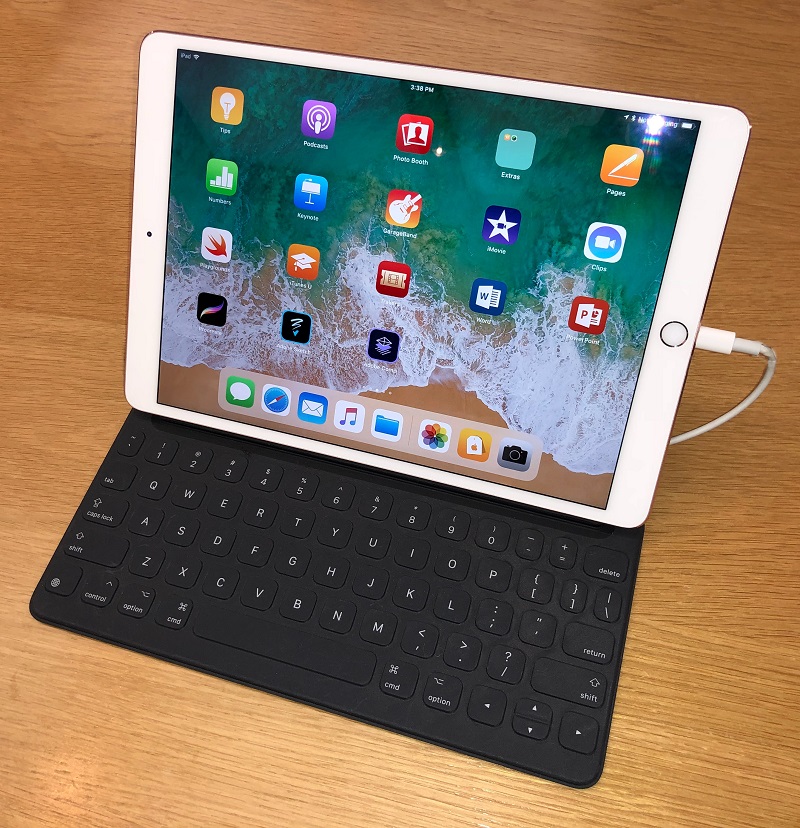 10.5インチiPad Pro用キーボード、Apple純正「Smart Keyboard」は価格