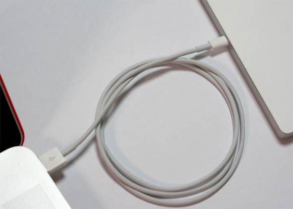 Apple「Magic Trackpad 2」、実は時間泥棒促進アイテムだった（1/2