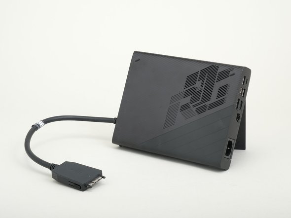 タブレットPCをパワーアップ──最強の外付けGPUユニット「ROG XG