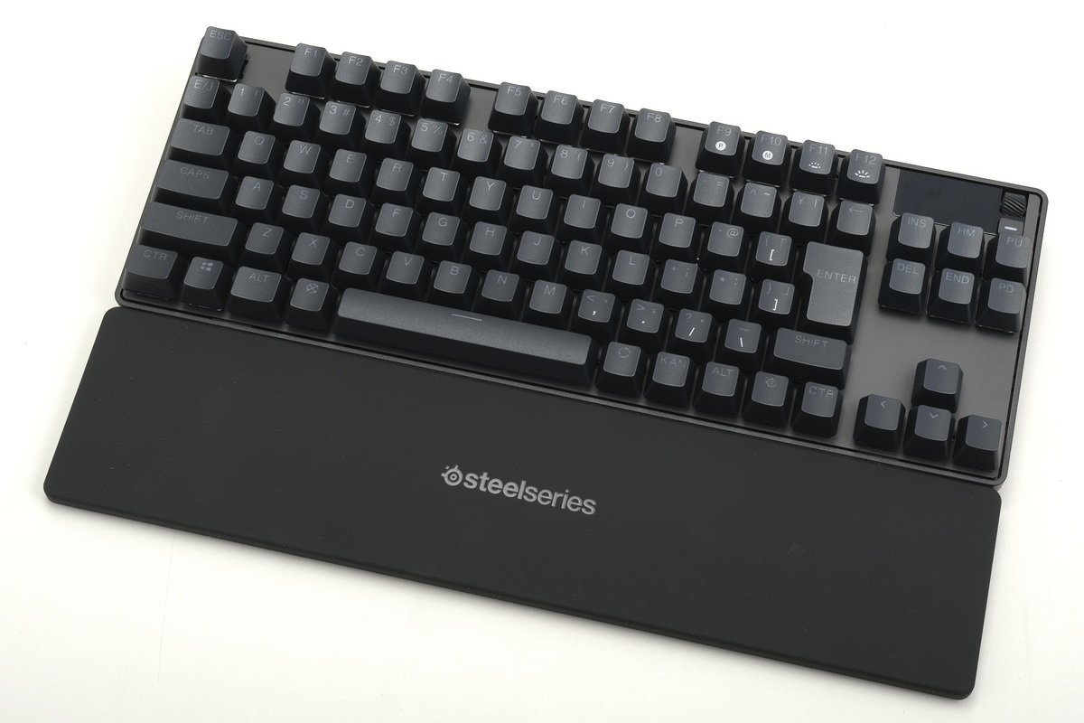 60％でいくかTKLでいくか──それが問題なSteelSeries「Apex PRO