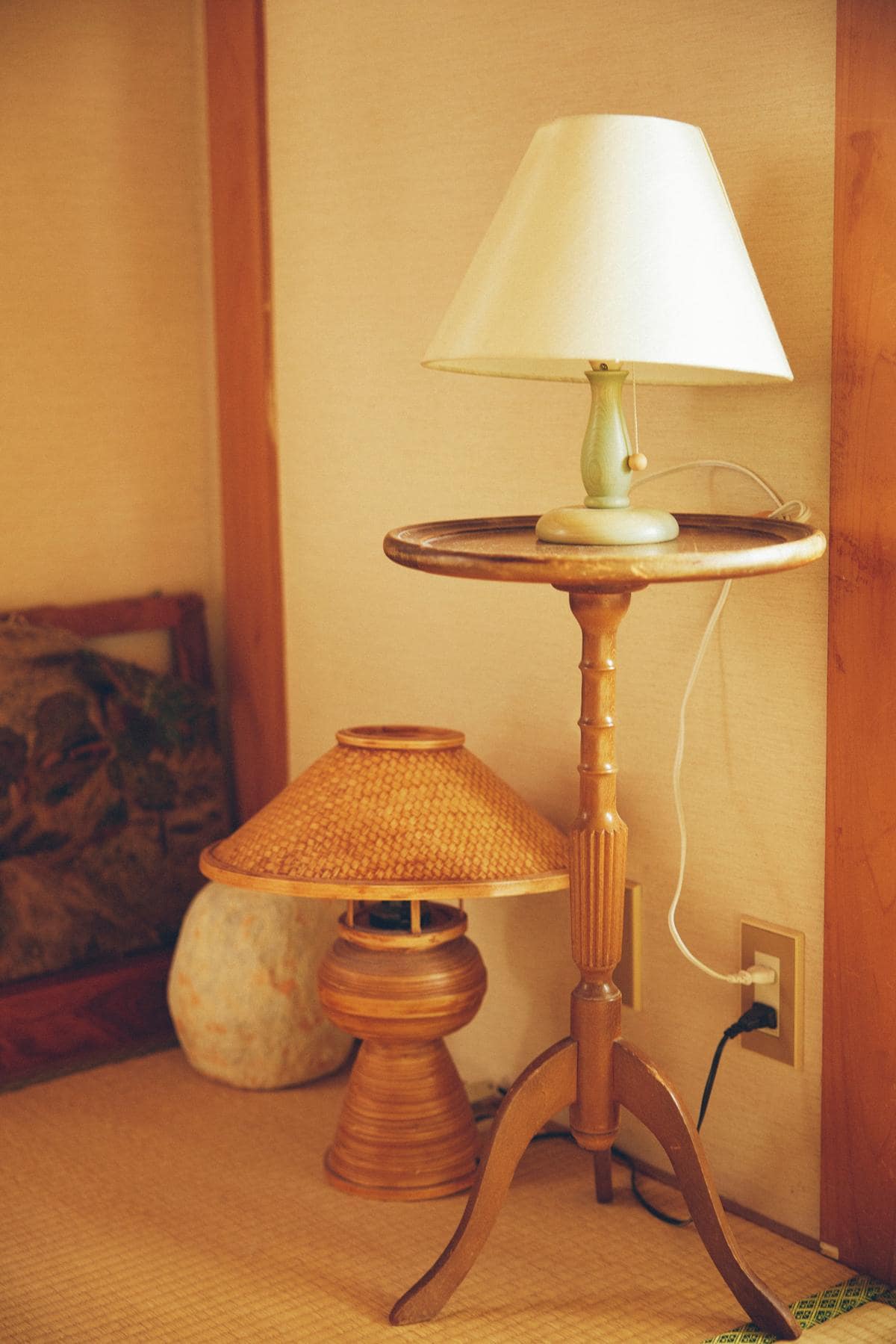 IN MY ROOM古い家具、植物と陶器が織りなす和洋折衷 VOL.04 AYA