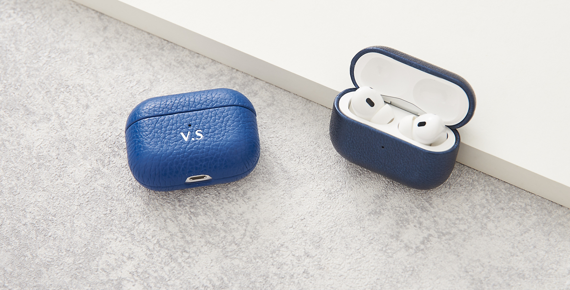 イヤフォン用レザーポーチ AirPods / AirPods Pro