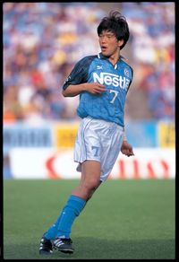 現役を引退した元ジュビロ磐田・名波浩のDVDをジュビロ磐田、ぴあが