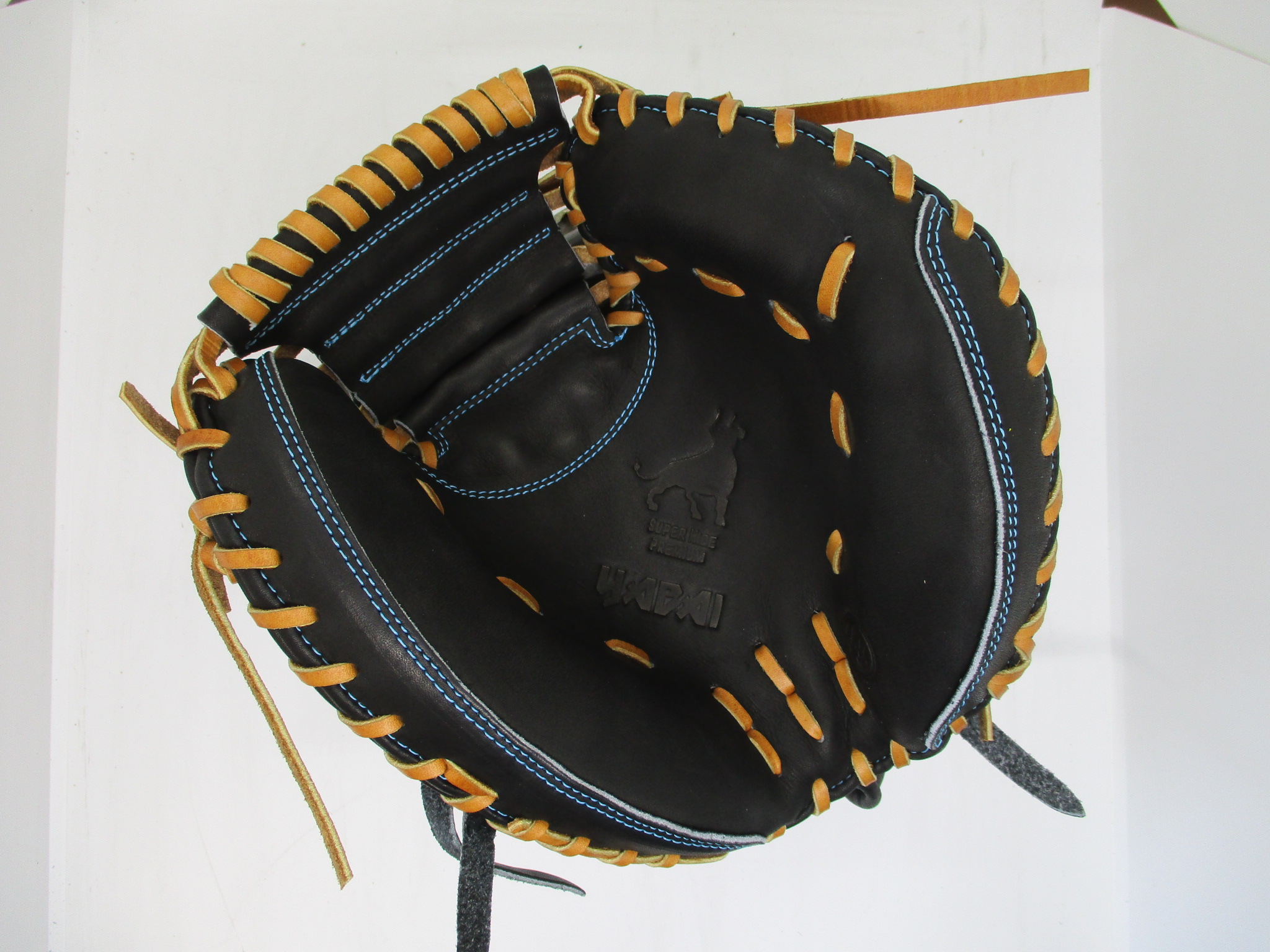 トレーニングミットCMTR-ブラック×タンレース-YABAI-高校可能 | ヤバイ