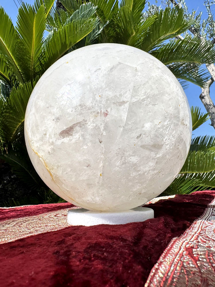 楽天市場】天然水晶 大きい 丸玉 珠 約7.9kg 直径約18cm 送料無料