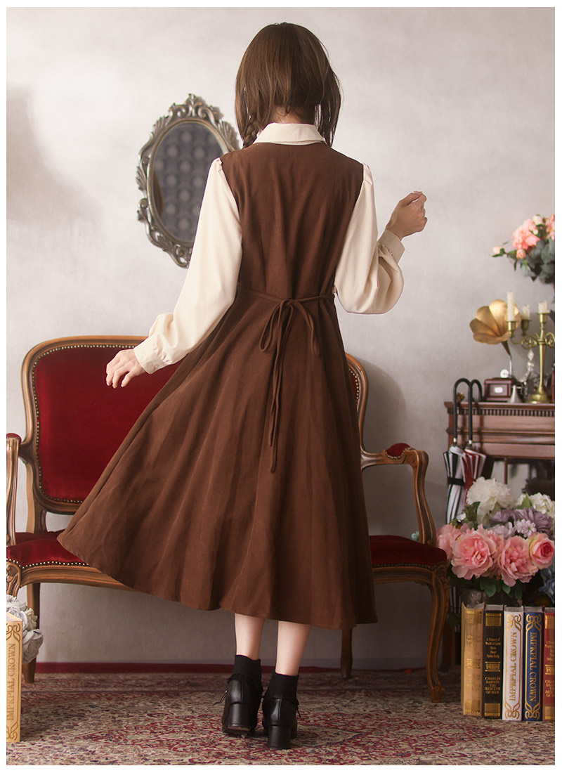 エンブレムブローチ付 レトロワンピース