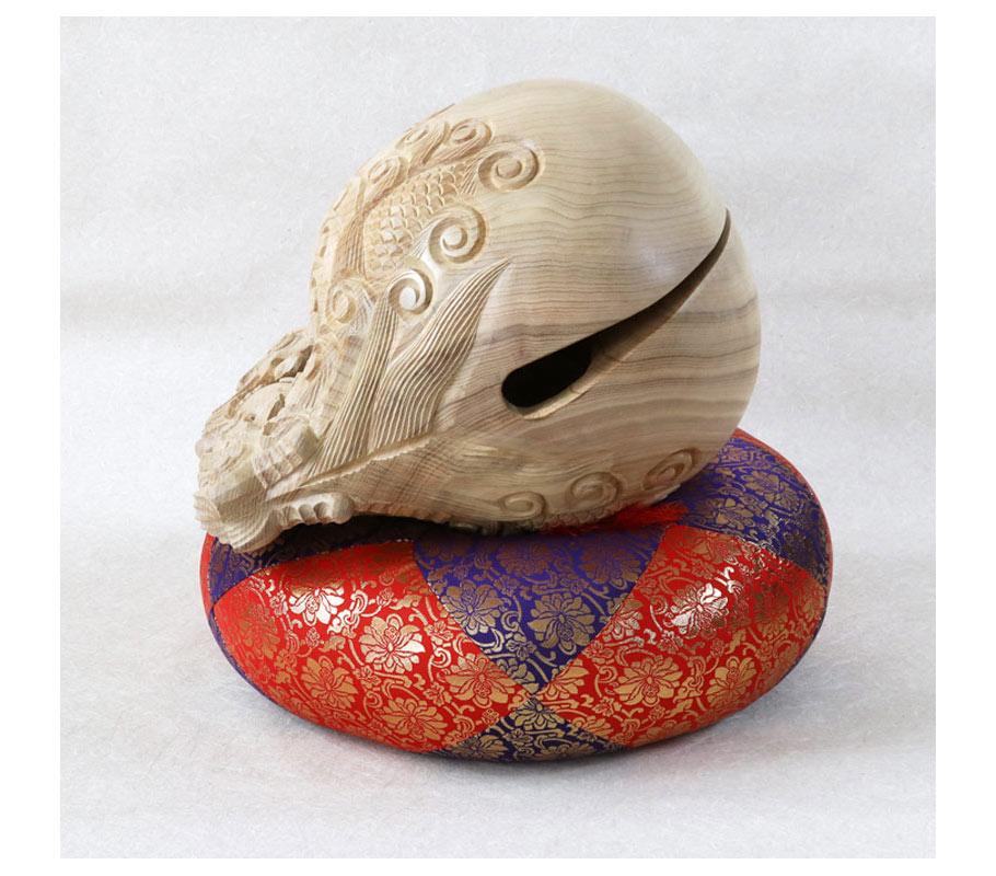 楽天市場】最高級木魚セット【本楠 龍彫り】1尺 一式（布団1.5尺、撥