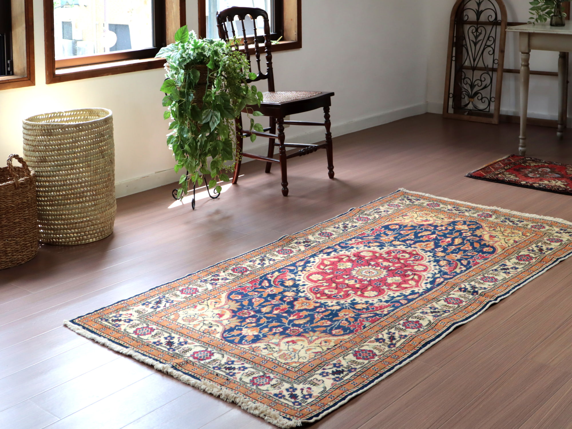 楽天市場】【15%OFFクーポン対象】トルコ 手織り絨毯 189×99cmコンヤ