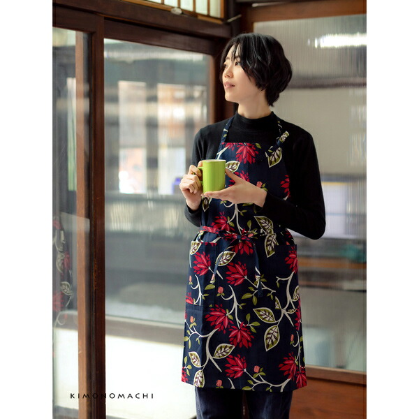 エプロン「ネイビーブラックモダンフラワー」実用的 日本製 オシャレ