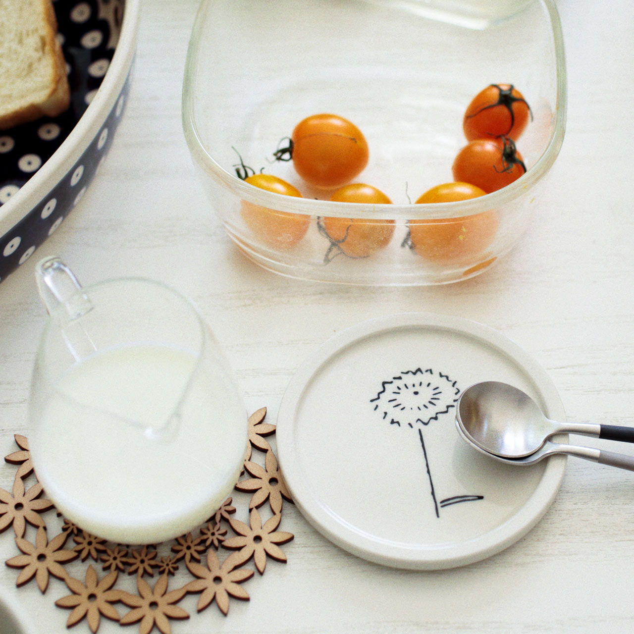 楽天市場】Mustakivi PIKKU 石本藤雄 ムスタキビ マリメッコ ティーマ