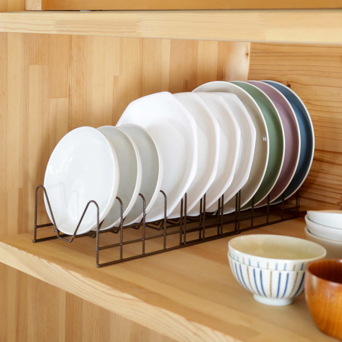 楽天市場】ディッシュスタンド 伸縮お皿収納ラック （ 伸縮 ディッシュ
