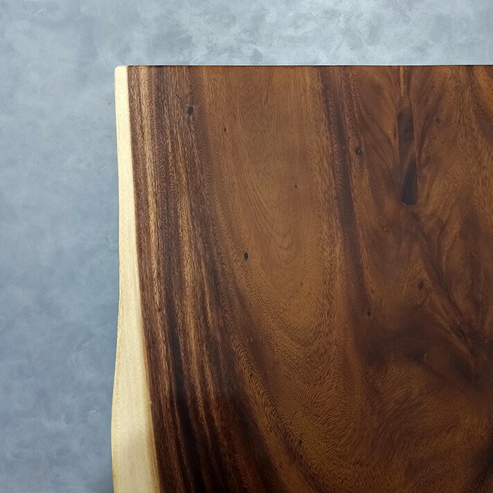 モンキーポッド一枚板テーブル 天板厚6cmの耳付き無垢天板は圧巻の存在感