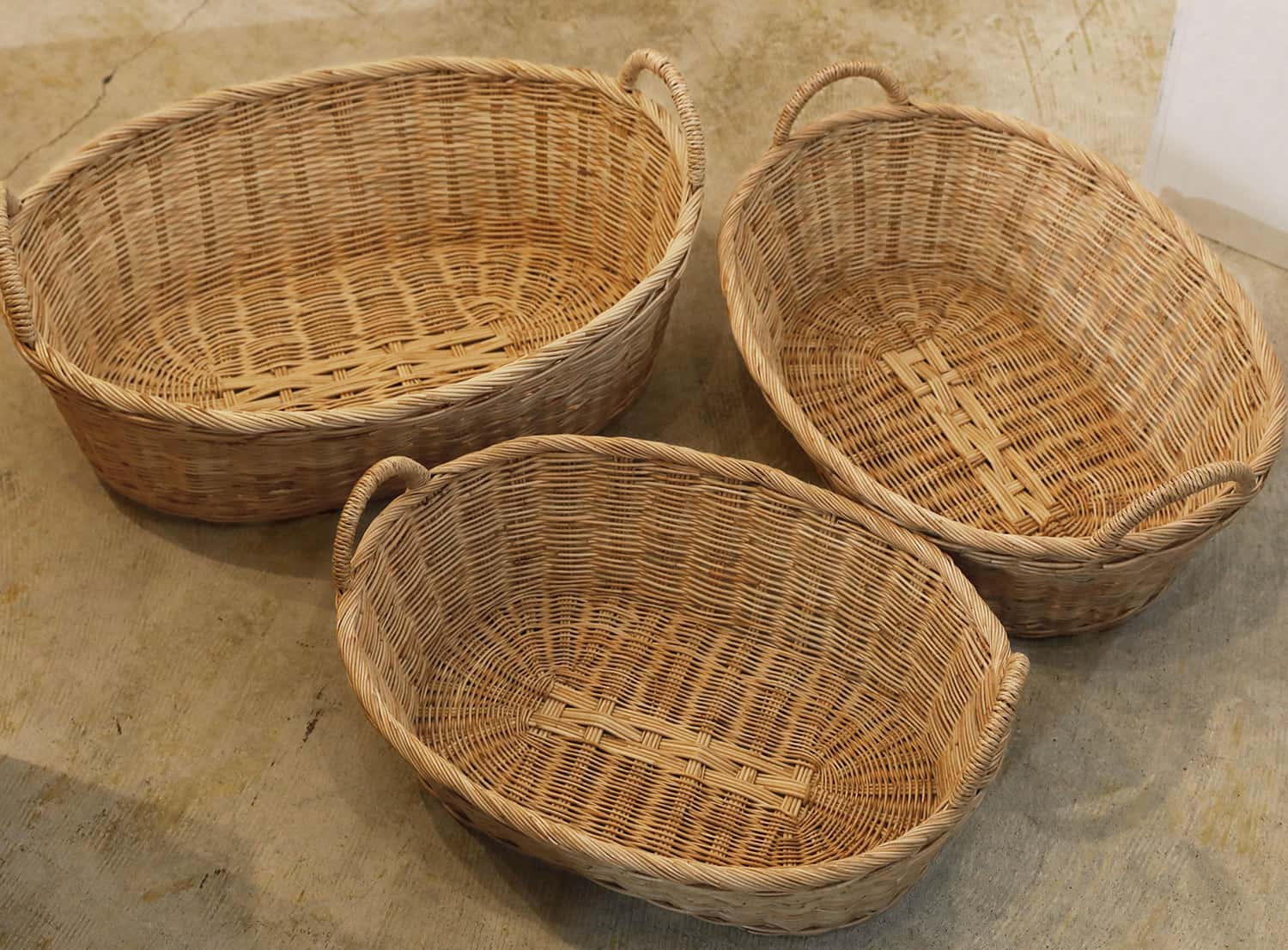 松野屋 | ラタン取手付楕円バスケットロータイプ S | HIGHTIDE