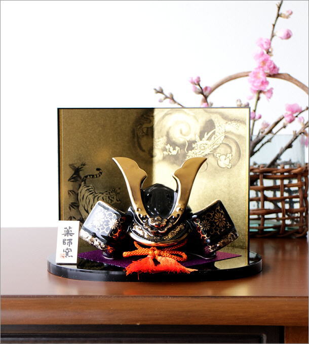 楽天市場】兜 兜飾り 五月人形 コンパクト 陶器 おしゃれ 置物