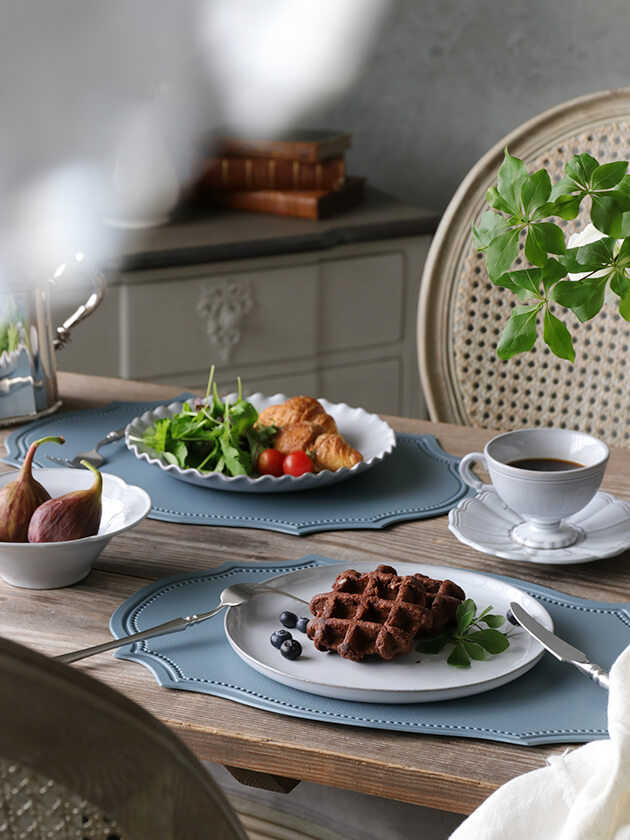 楽天市場】フェイクレザー プレースマット Wind Oval ブルー