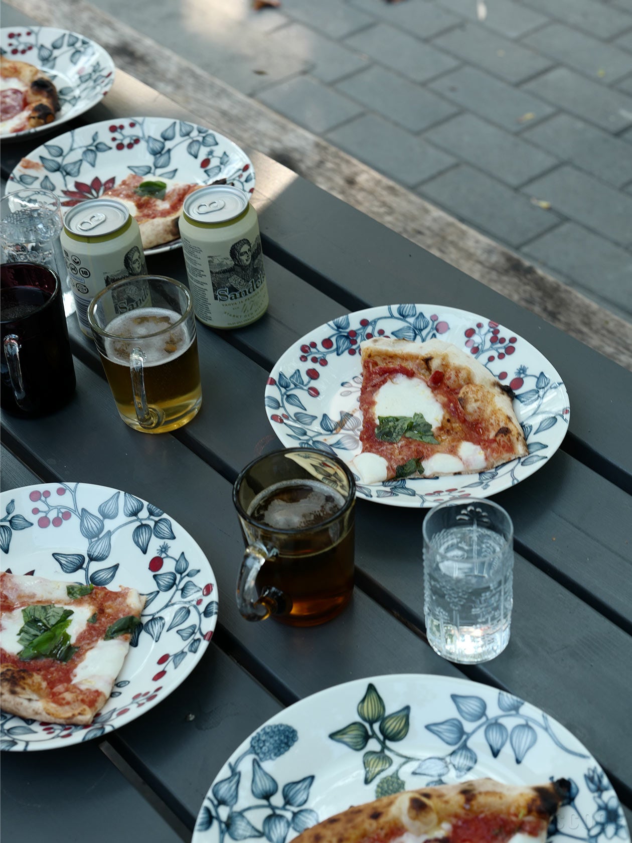 楽天市場】アラビア / ルノ オーバルプレート25cm フロストベリー