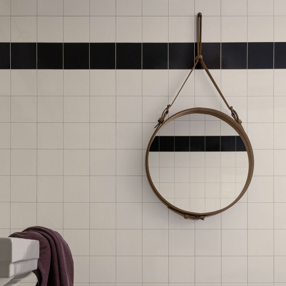 楽天市場】【店舗クーポン発行中】GUBI グビ Adnet Mirror circular