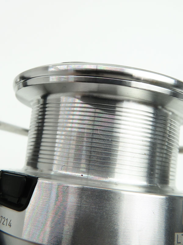 DAIWA】【ノブカスタム】ダイワ『19レグザ LT3000-XH ハンドル左右切替