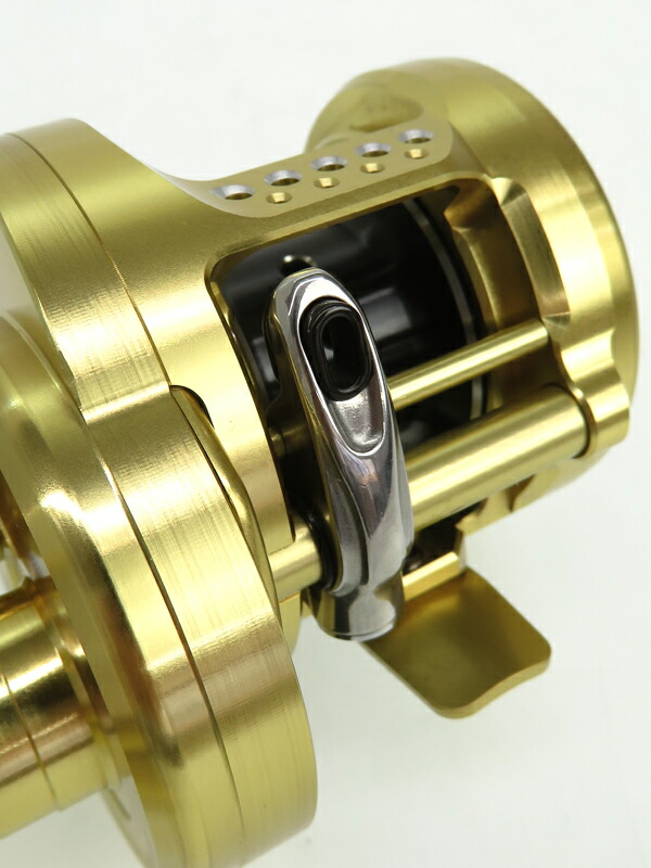 美品 シマノ14カルカッタコンクエストローギア 100 社外ハンドル（純正