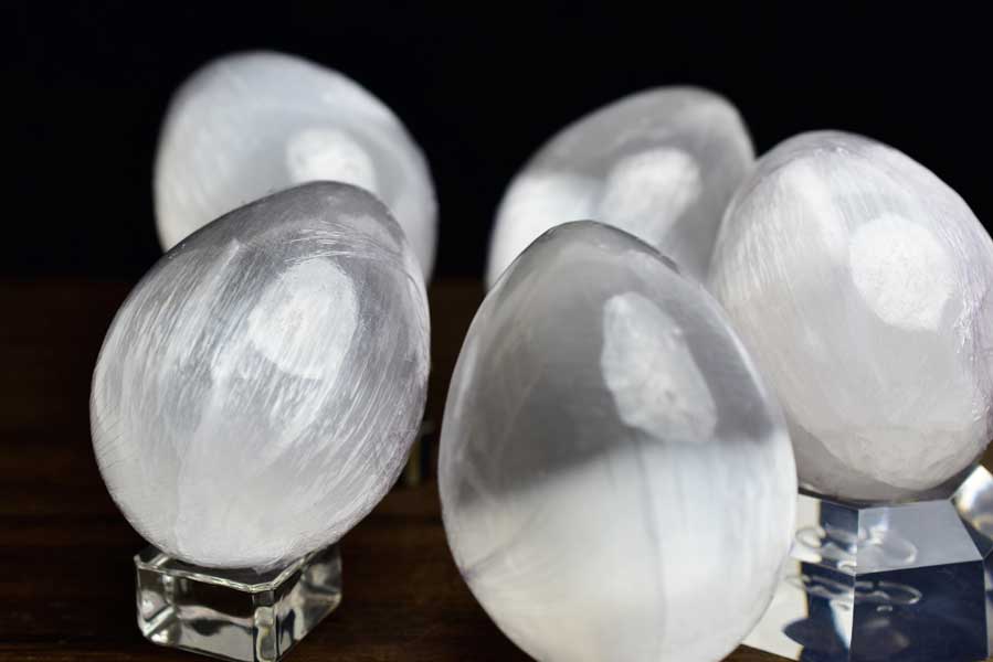 楽天市場】セレナイト キャッツアイセレナイト モロッコ産 エッグ型