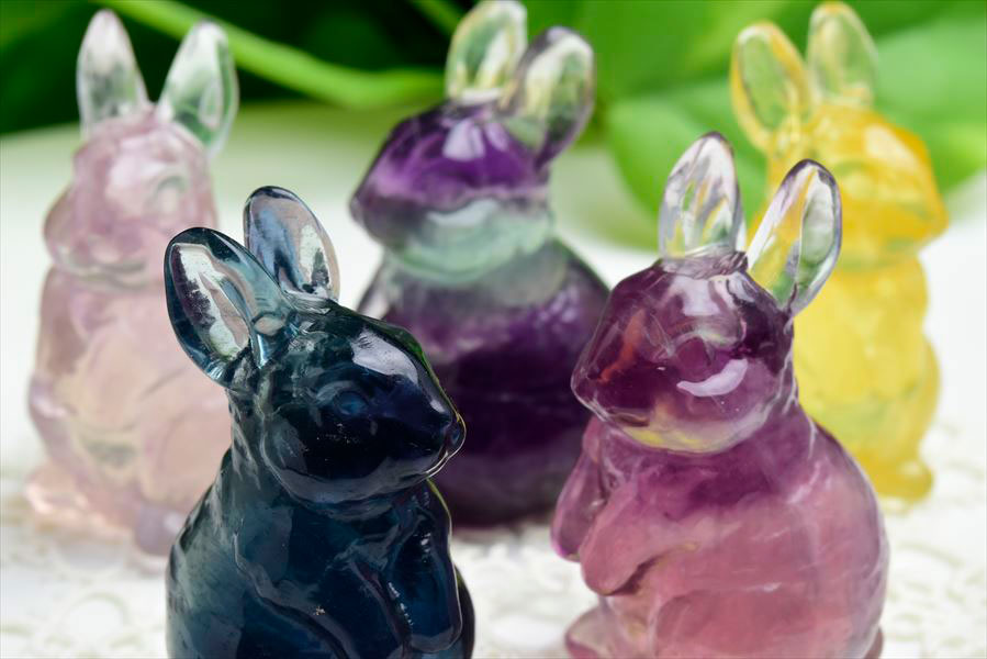 楽天市場】フローライト うさぎ 彫刻 置物 種類お任せ【販売単位：1個