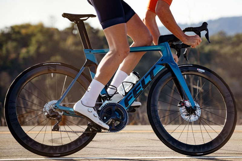 フェルト　ロードバイク FELT ( フェルト ) グラベルロード BREED ADVANCED GRX820 ( ブリード