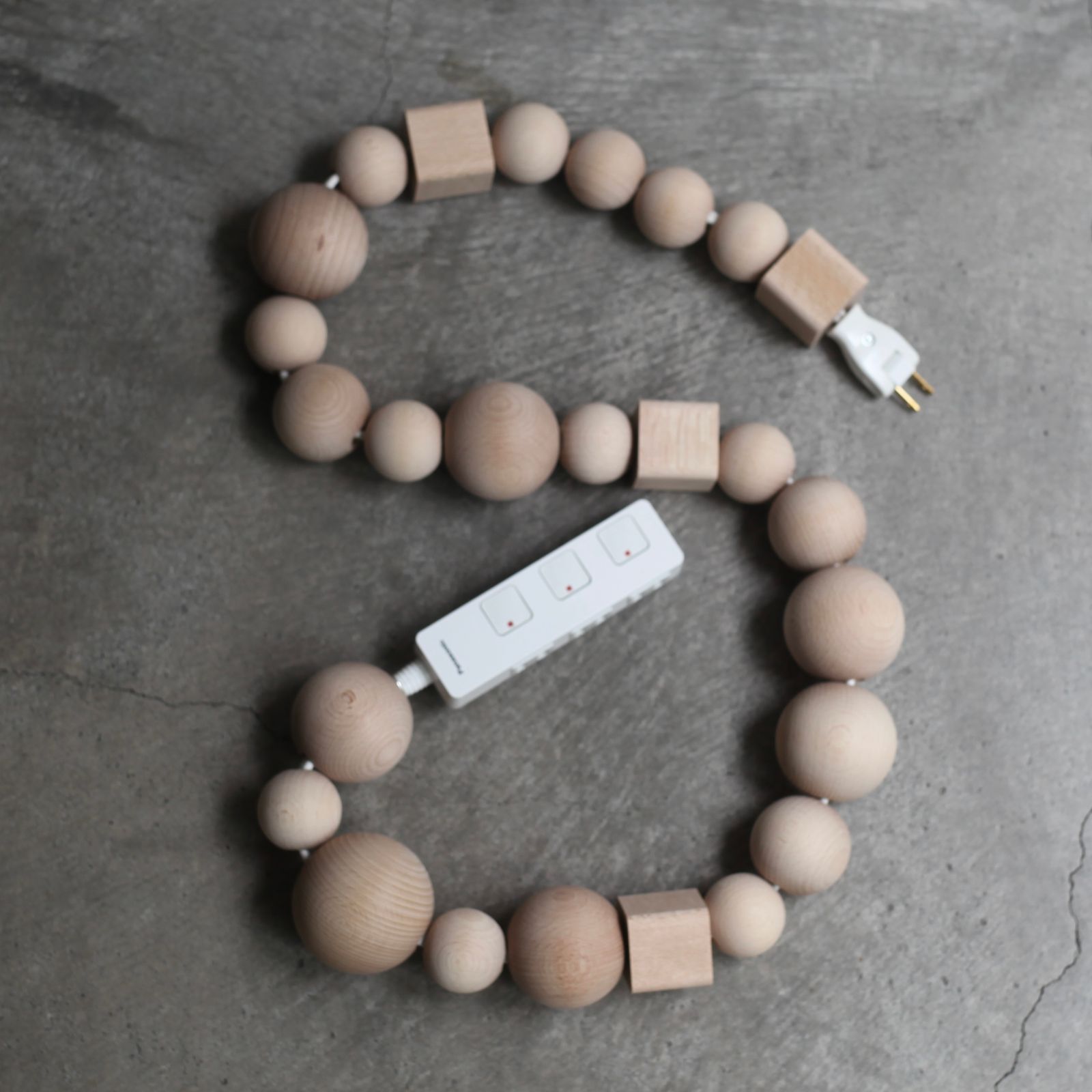 BLESS - 【残りわずか】Cable Jewelry Multiplug_1.4m(WOODEN ELEMENTS