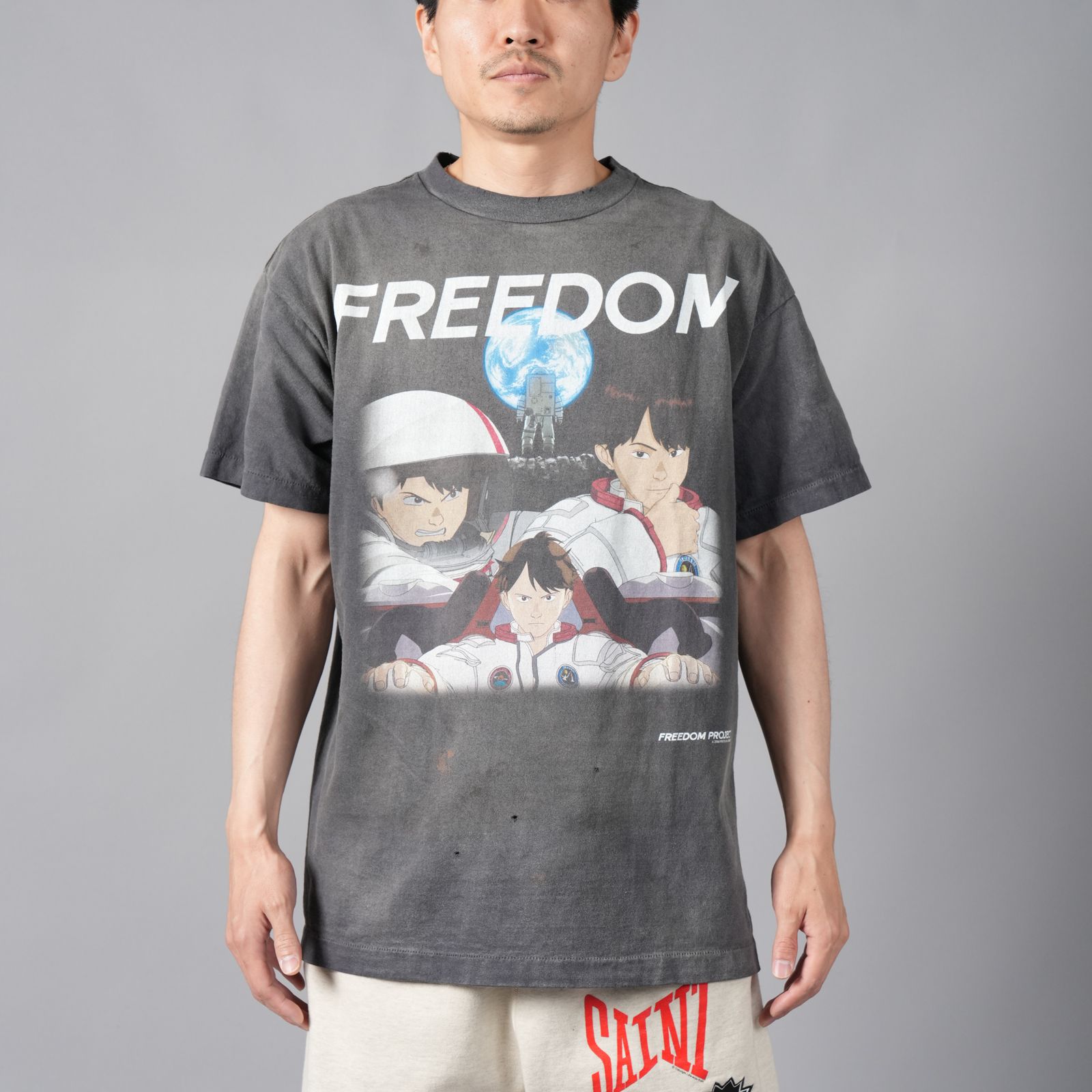 2NE1 サイン入りTシャツ 2NE1 サイン入りTシャツ