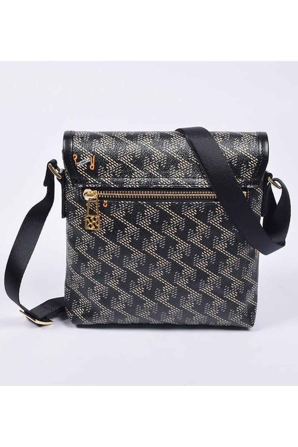 Asa3EL4ziCD9.jpg?width=768