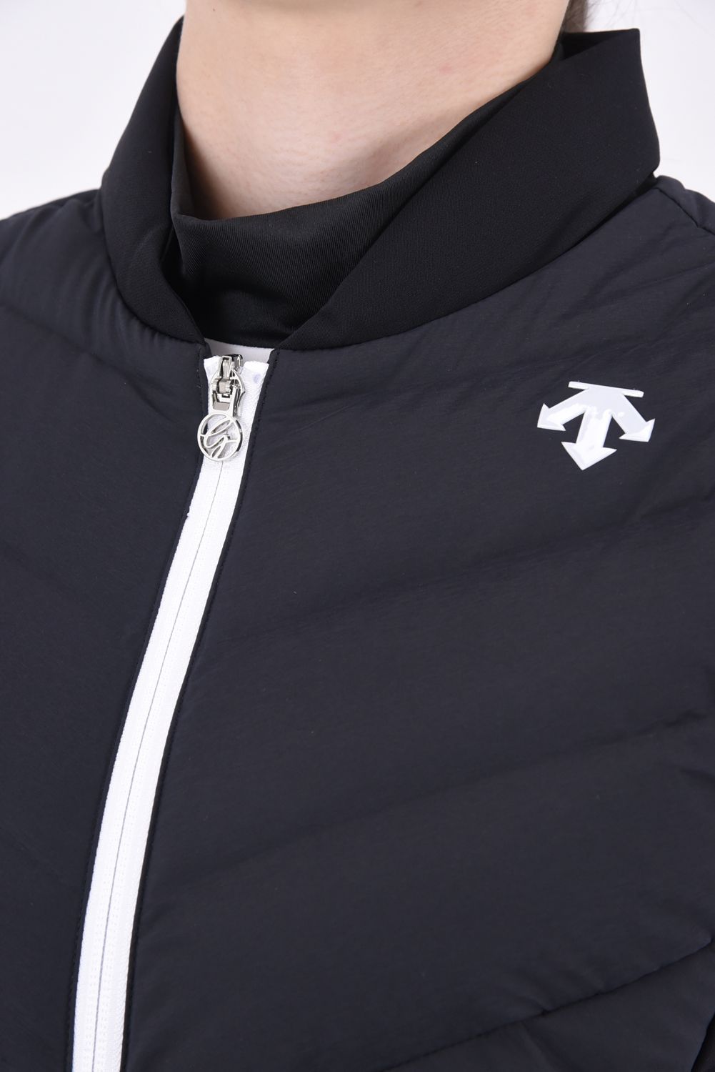 DESCENTE GOLF - 【レディース】 フルジップ ダウンベスト (ブラック