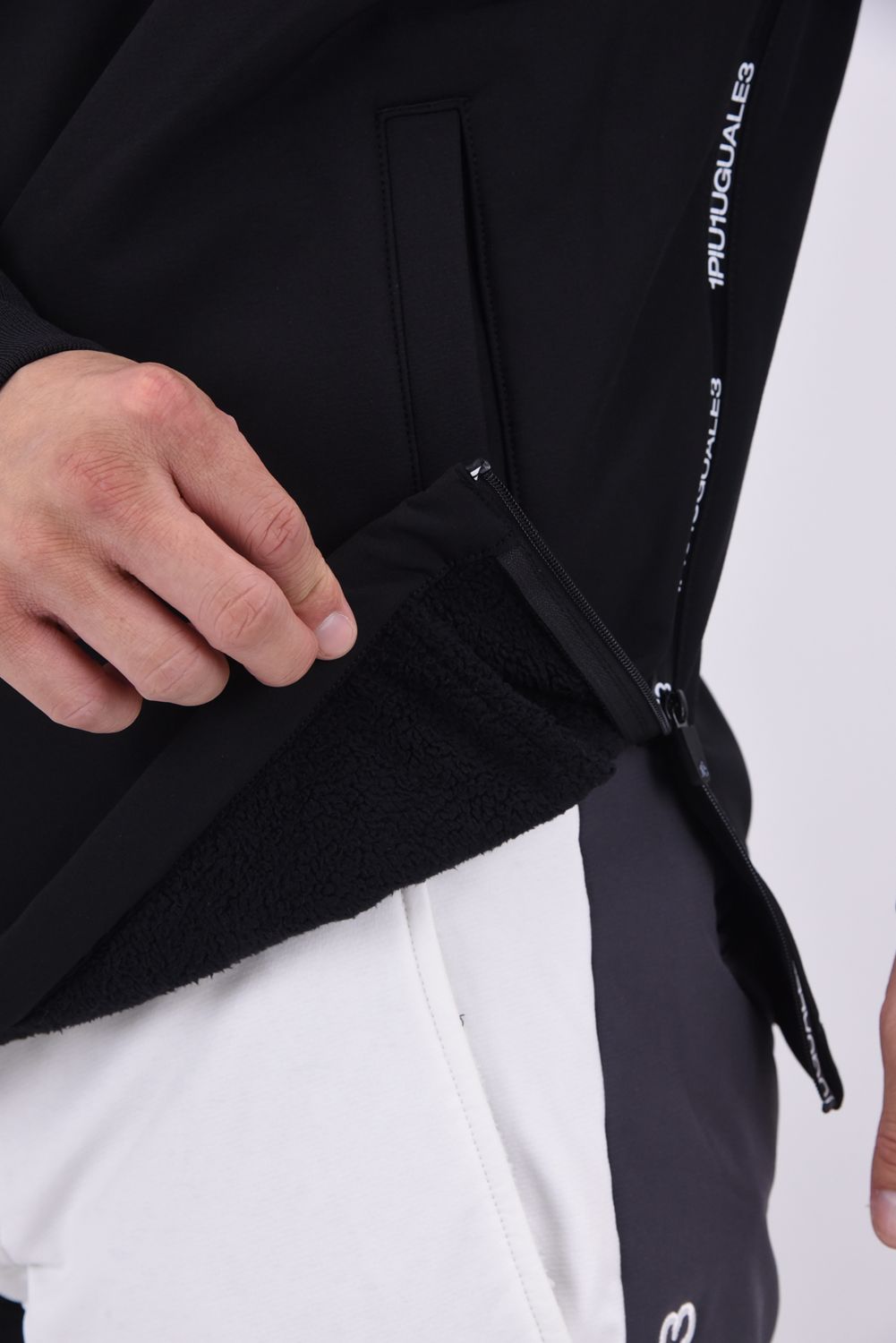 1PIU1UGUALE3 GOLF - 113 GOLF HALF ZIP / 刺繍サークルロゴ 4WAY