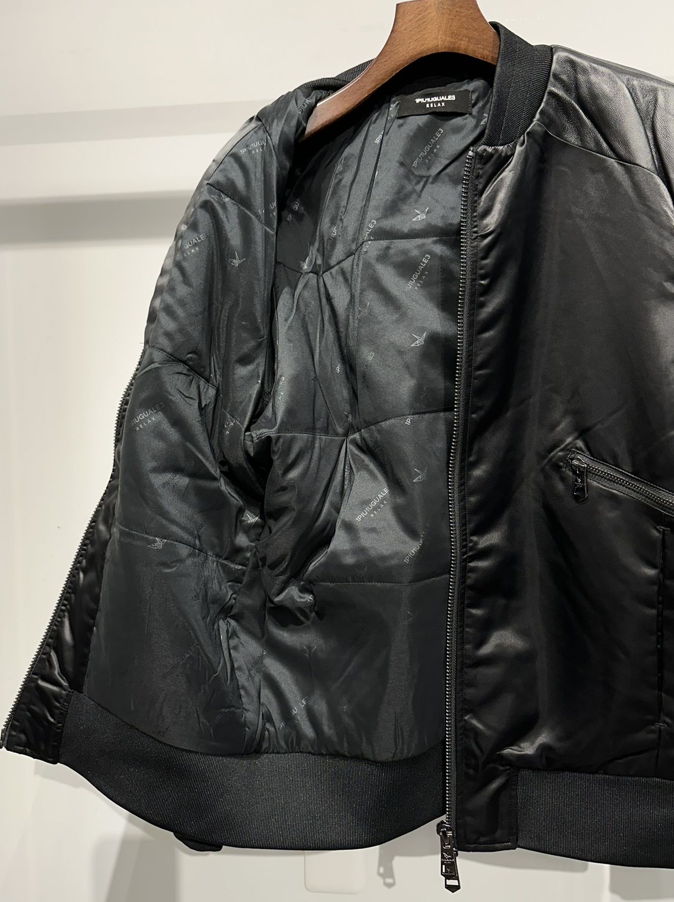 1PIU1UGUALE3 RELAX - レザースリーブ中綿ブルゾン / uso-24099